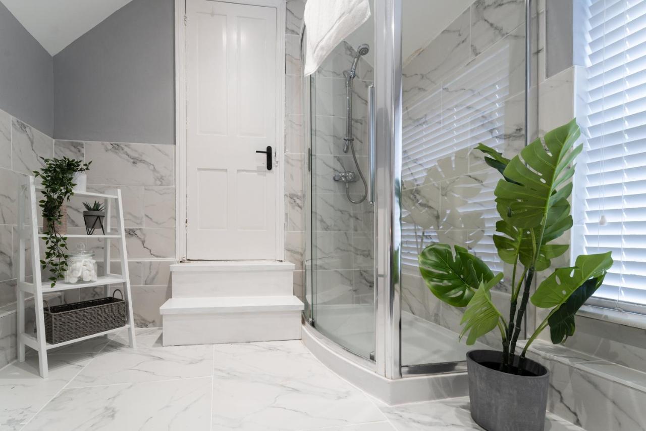 South View - 3 Bed Modern Chester House - Close To City Centre Ngoại thất bức ảnh